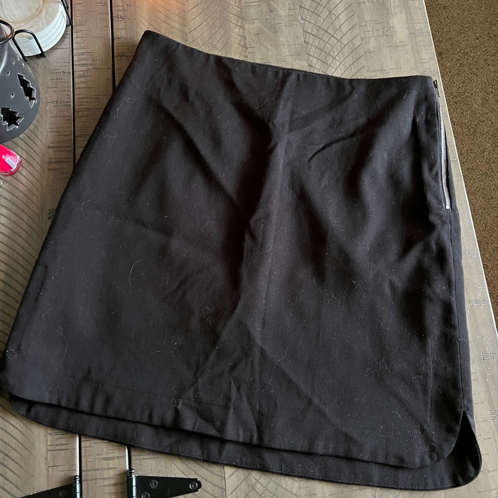 Black pencil skirt